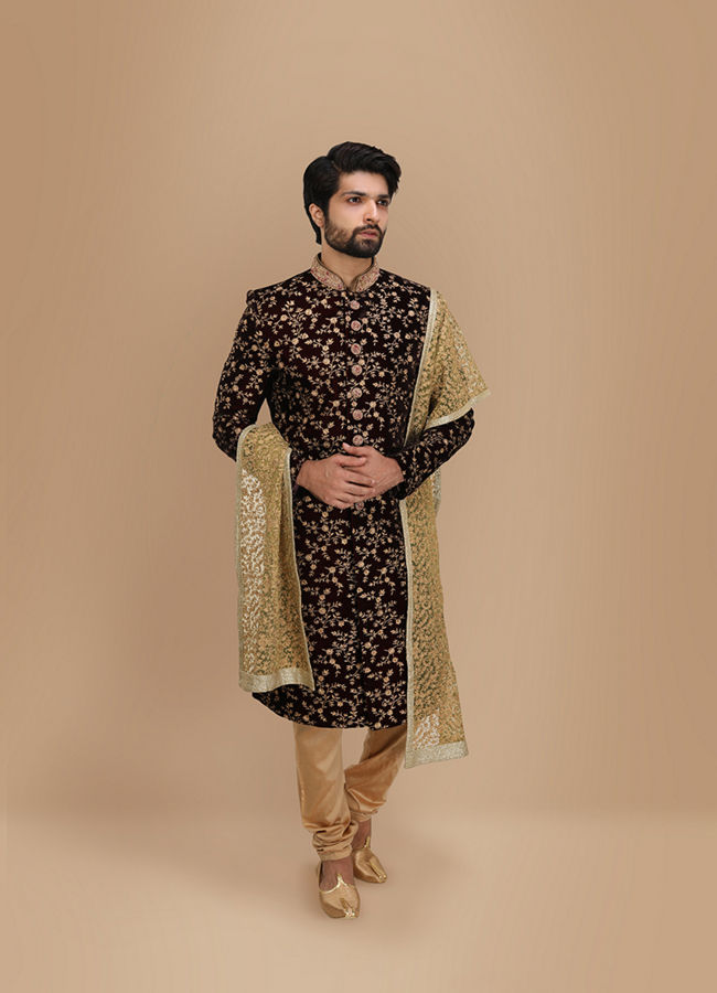 alt message - Manyavar Men Maroon Embroidered Groom Sherwani image number 1